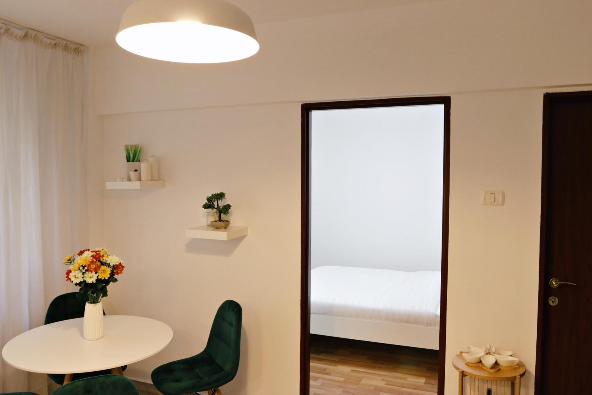 City Base I 2 Bedroom Apt Victoriei Bukares Bagian luar foto