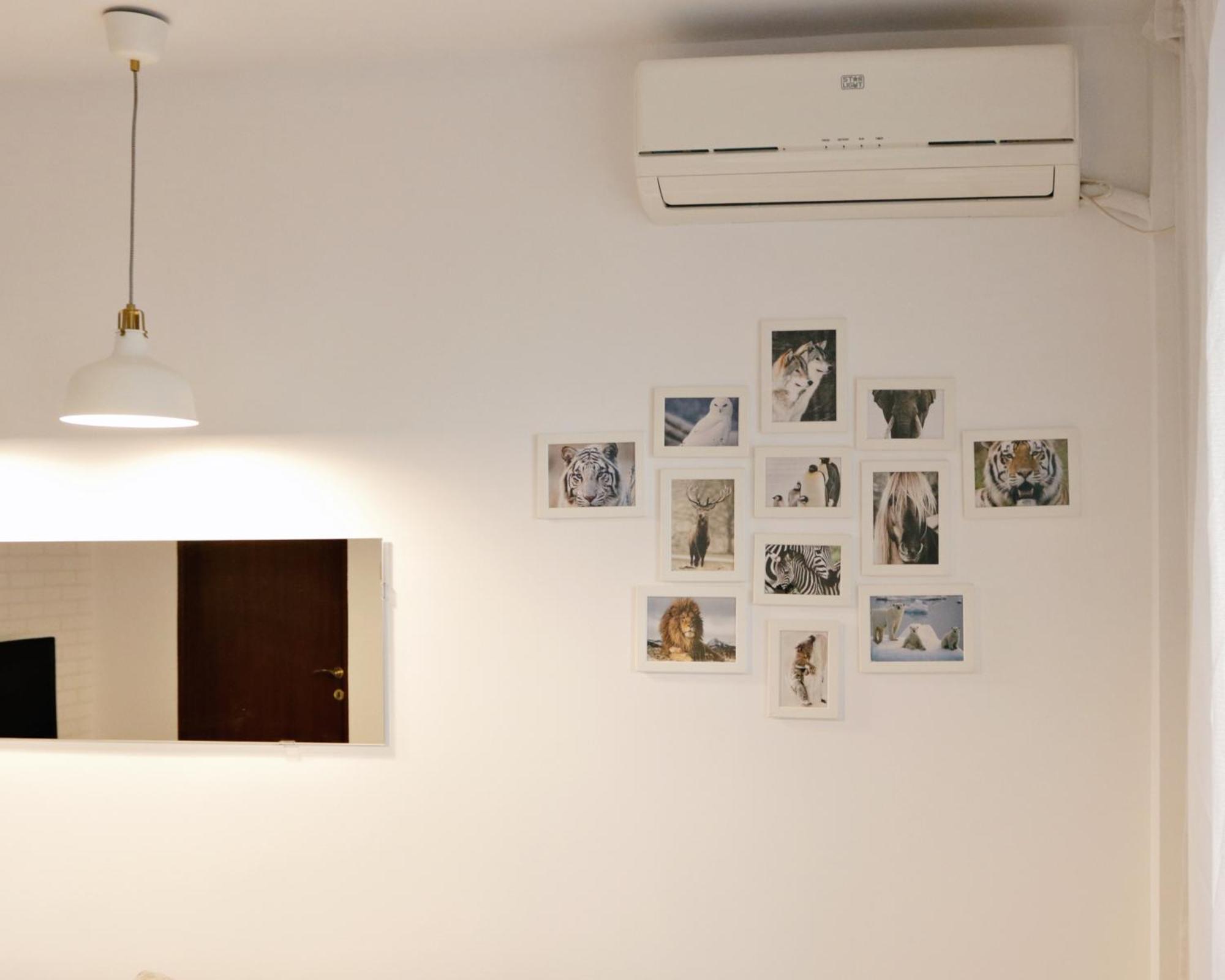 City Base I 2 Bedroom Apt Victoriei Bukares Bagian luar foto